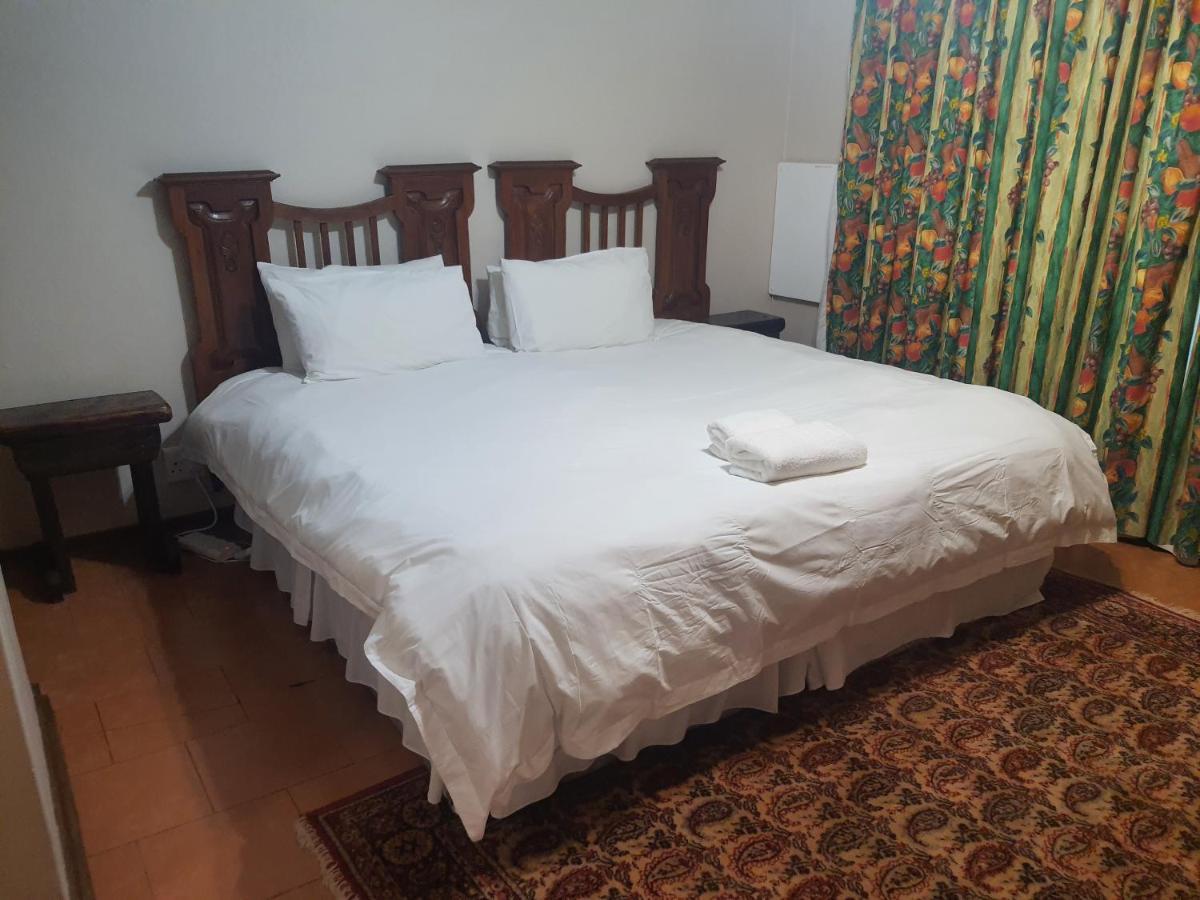 Lord Fraser Guest House Wepener 外观 照片
