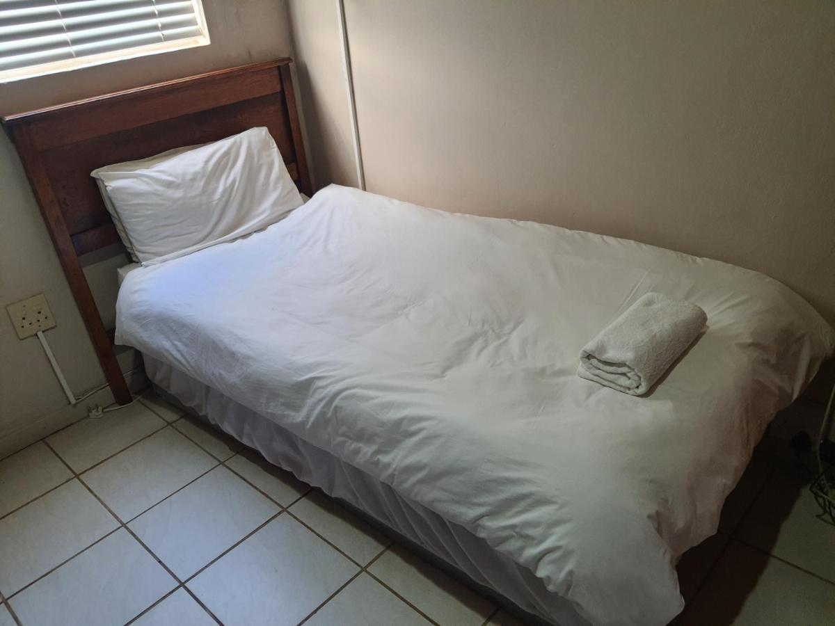 Lord Fraser Guest House Wepener 外观 照片
